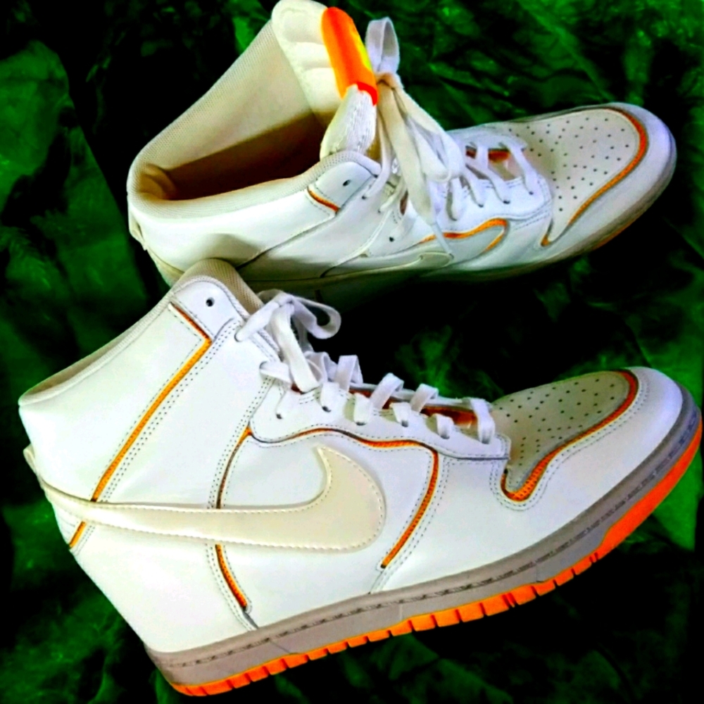 Nike wedge  heel sneakers,white